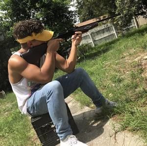 Meet your Posher, Lemuel